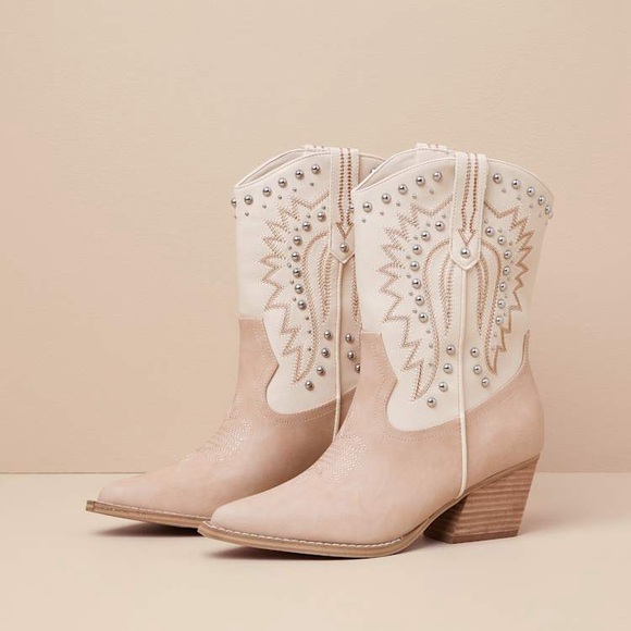 Dolce Vita Aledo Sand Multi Suede Studded Mid-Calf Western Boots - Picture 4 of 13